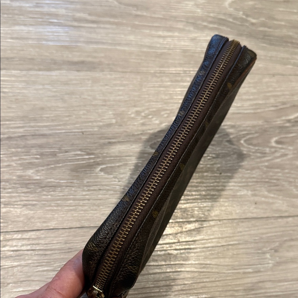 Louis Vuitton Brown Monogram Wristlet - Picture 11 of 14